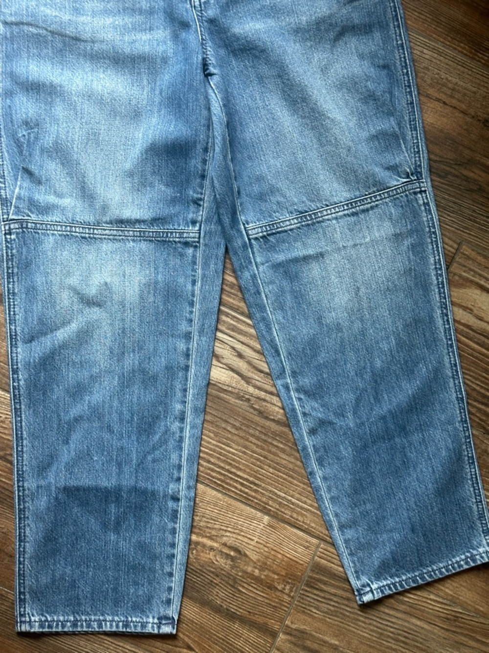 Madewell Relaxed Boyfriend Jeans in Medium Blue - Picture 9 of 12